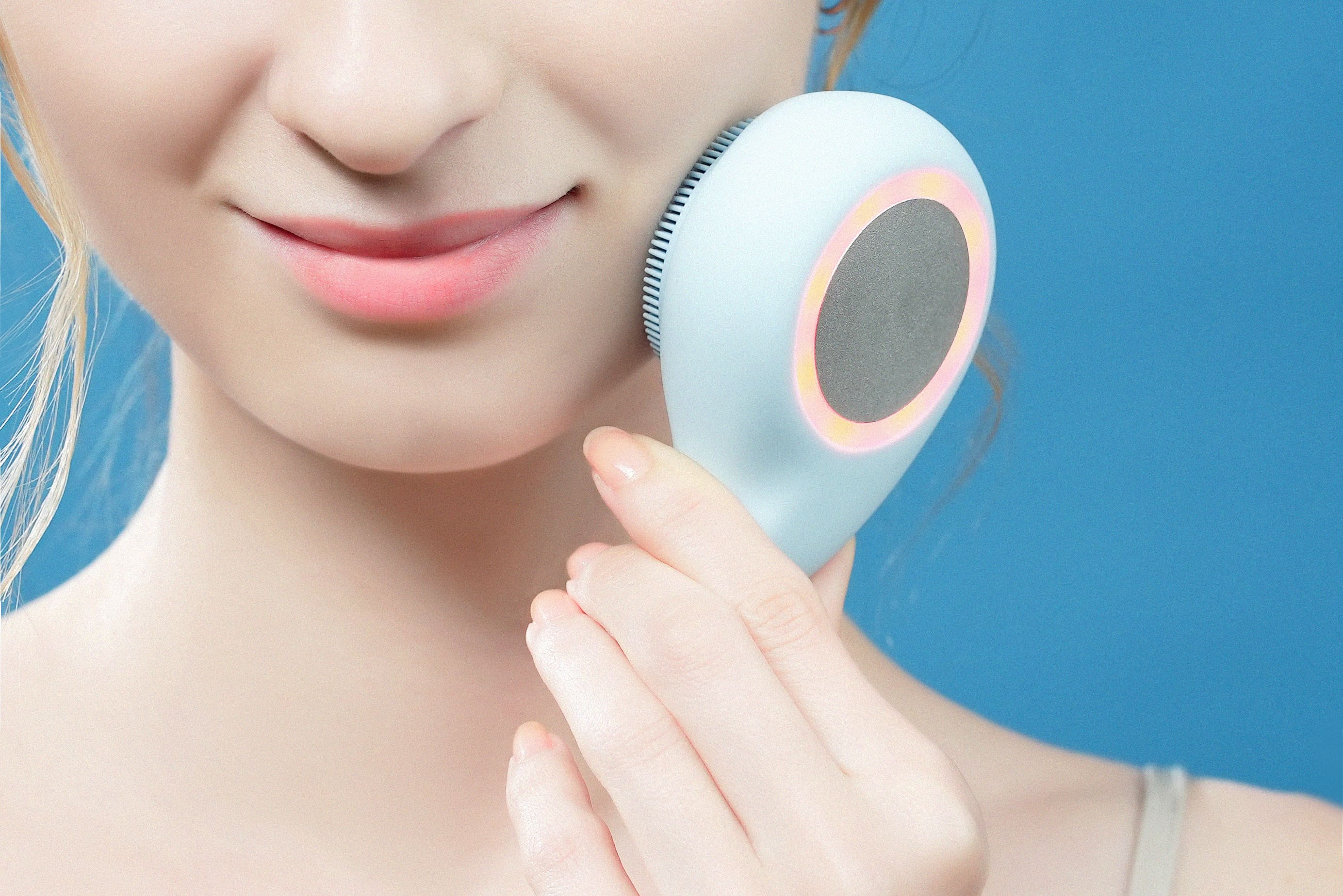Are Silicone Scrubbers Good for Your Face?